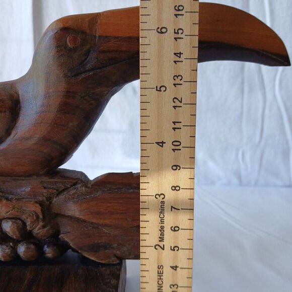 Vintage MCM Wooden Toucan Hand Carved Sculpture Tropical Bird Tiki Bar - Picture 6 of 8